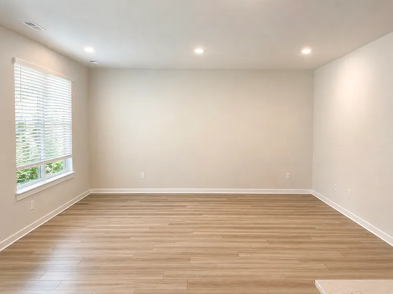 1013 Nature Ln — Photo 7