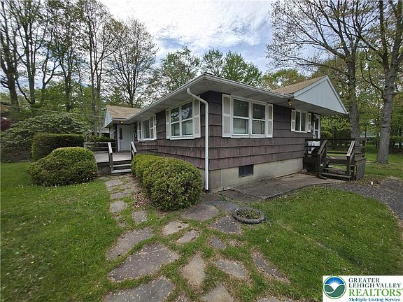 5th image of 50 Montovision Rd