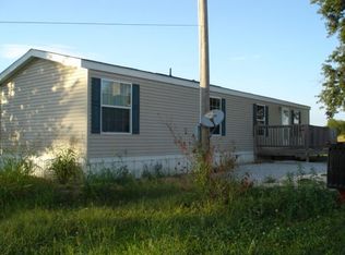 9431 State Route T, Amazonia, MO 64421