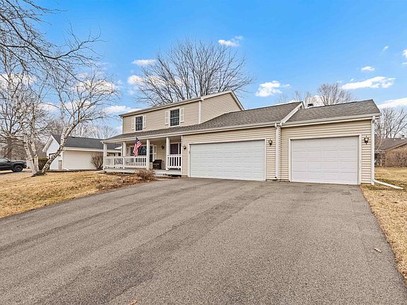 2nd image of 5936 Sandringham Ln