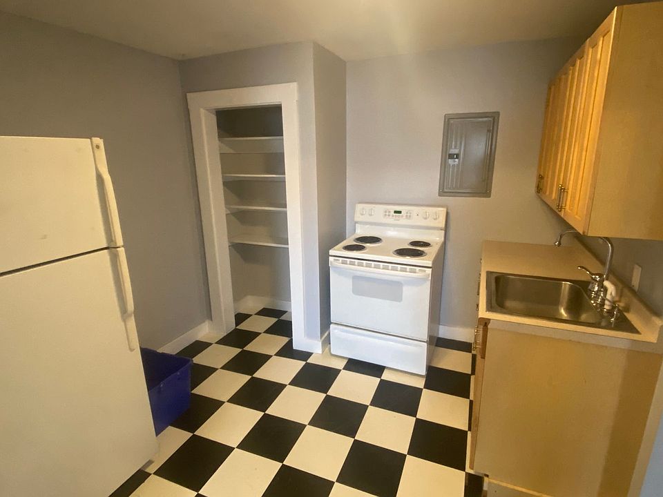 70 Main Street Apartment Rentals Newmarket, NH Zillow