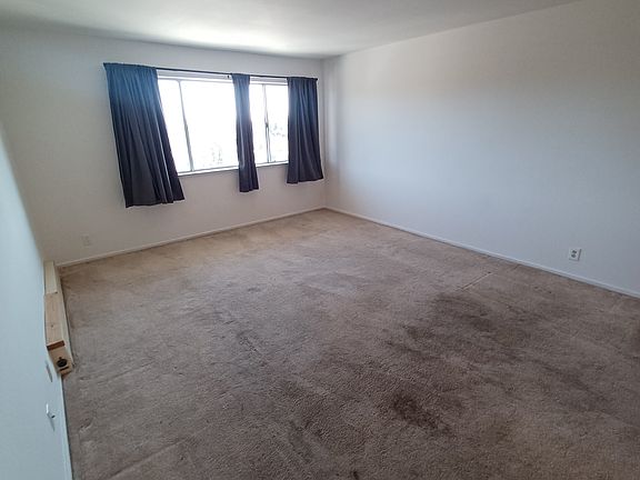 5th image of 1201 Melville Sq APT 305