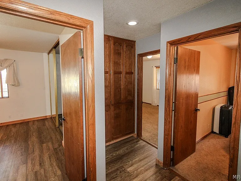 1064 Pine Ln — Photo 19