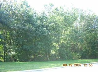 51340 Streamwood Dr, Granger, IN