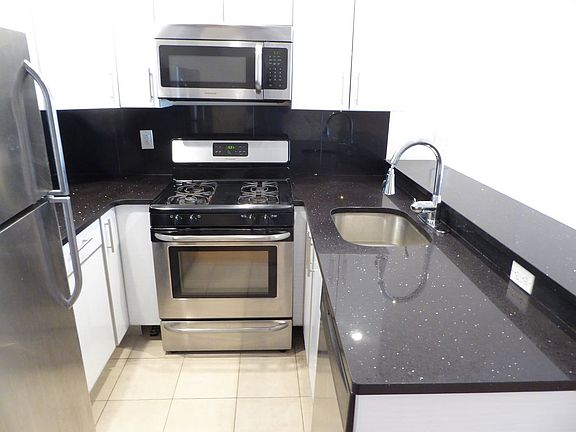 5th image of 450 Nostrand Ave #3