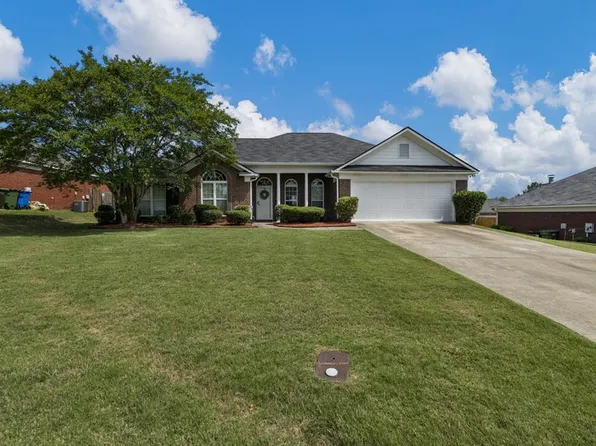 9177 Garrett Lake Dr, Midland, GA 31820