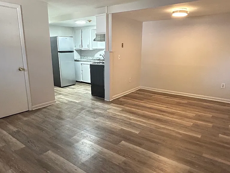 243 Smithfield Rd #4 — Photo 2