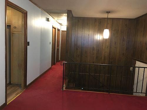 4th image of 711 E 10th St