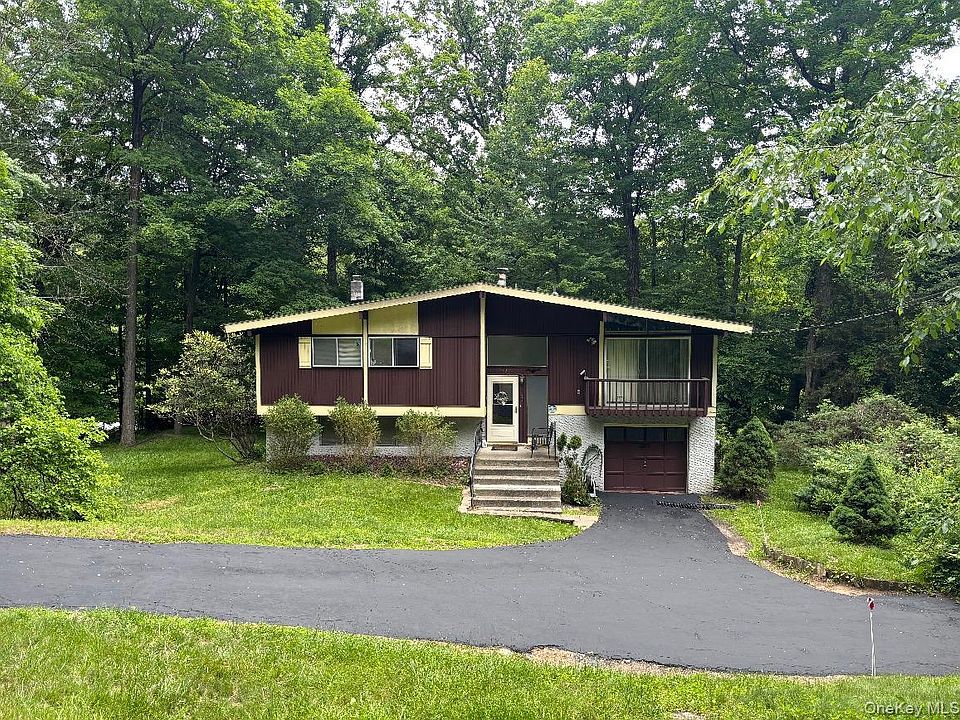 1st image of 249 Mill River Road
