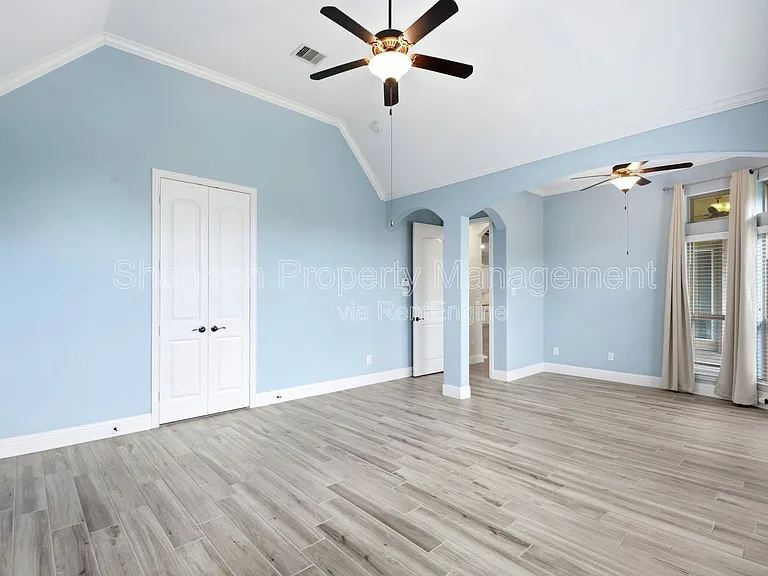 5818 Fairway Shores Ln — Photo 14