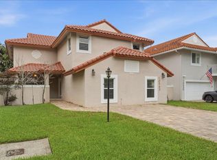 10545 NW 43rd Ter, Doral, FL 33178