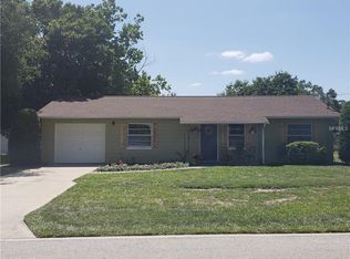 17 Sun Country Ct, Eustis, FL 32726