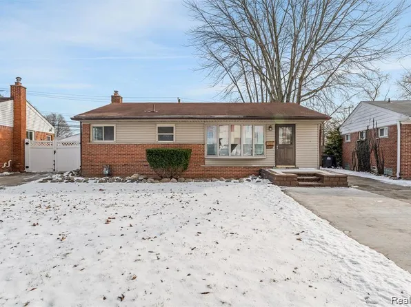 8245 Roosevelt St, Taylor, MI 48180