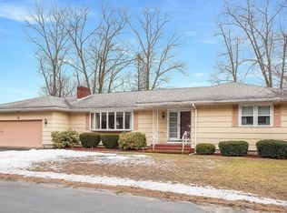 6 Stadium Rd, Methuen, MA 01844