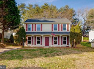 5792 Riverside Dr, Woodbridge, VA 22193