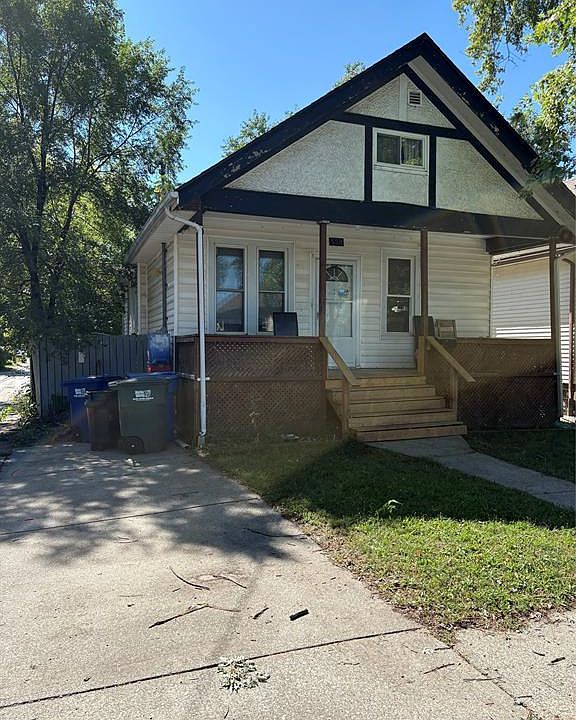 1st image of 559 Grove Ave