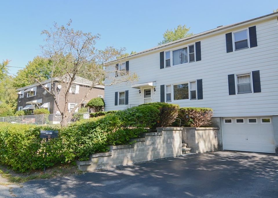 1st image of 17 Ontario Ave