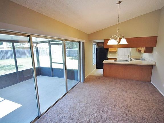 3rd image of 608 Fruitwood Ave