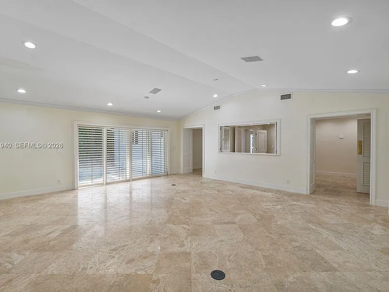 1037 Alfonso Ave — Photo 39