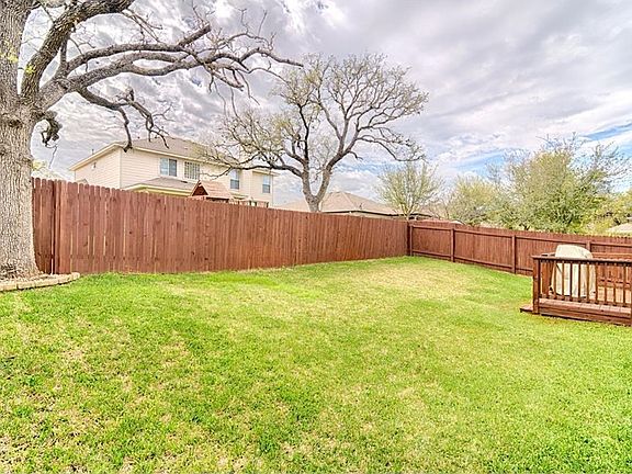 2nd image of 3321 Tavistock Dr