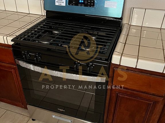 4th image of 5395 Rockwood Cir