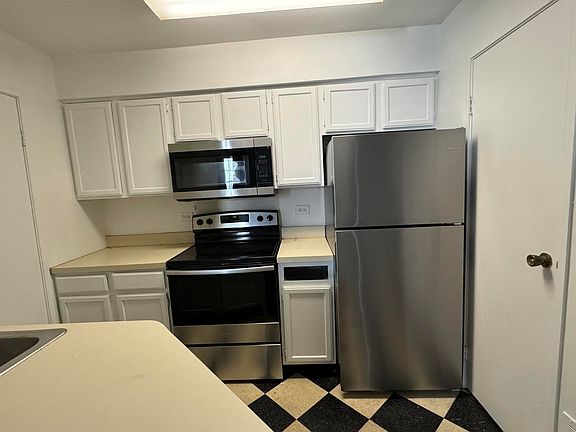 5th image of 1297 Wyndham Ln #101