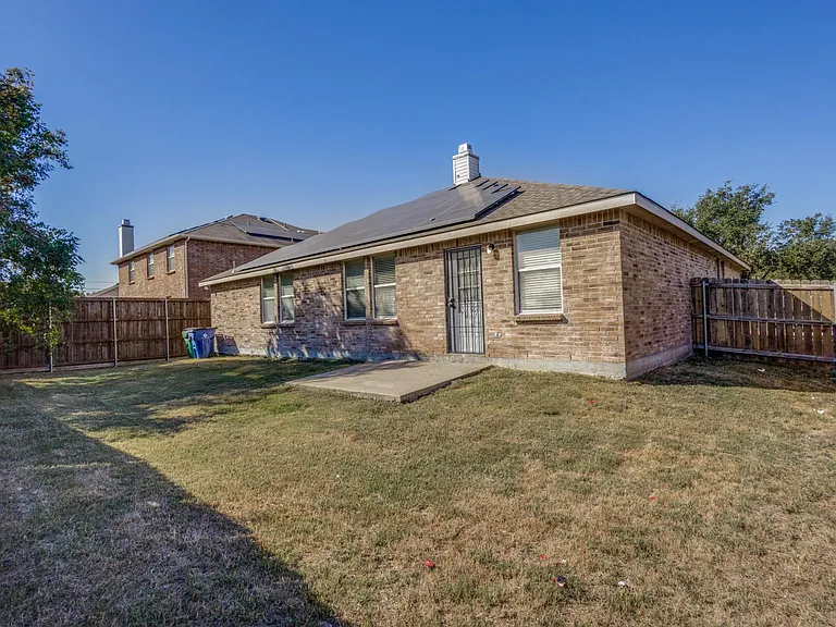 3901 Kathryn Way — Photo 24