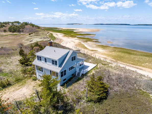 1005 3rd Avenue, Wellfleet, MA 02667
