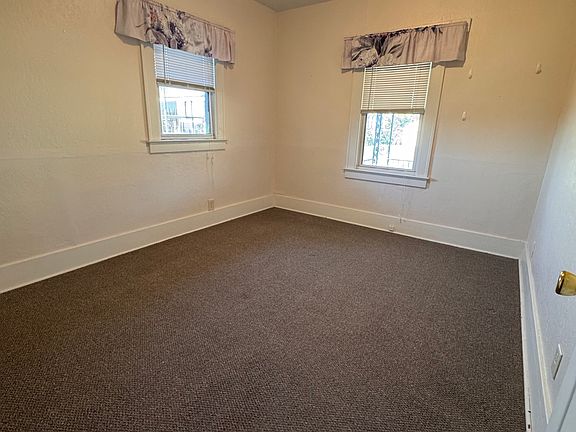 4th image of 2909 Reynolds St