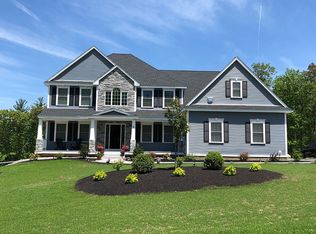 4 Ashton Park Rd, Windham, NH 03087