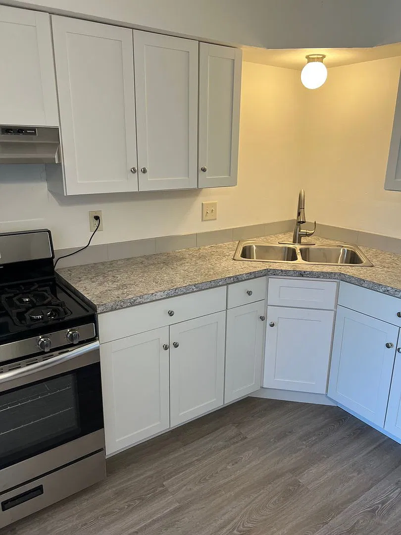 N113W15583 Francese Dr — Photo 4