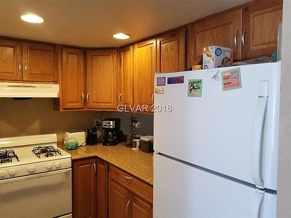 5th image of 4075 Gold Coast Dr