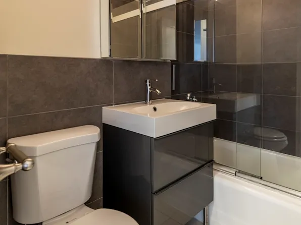 104-60 Queens Boulevard image 3 of 21