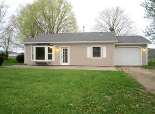 552 Blacksnake Rd, Utica, OH 43080
