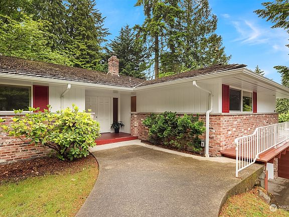 3rd image of 18912 46th Avenue NE