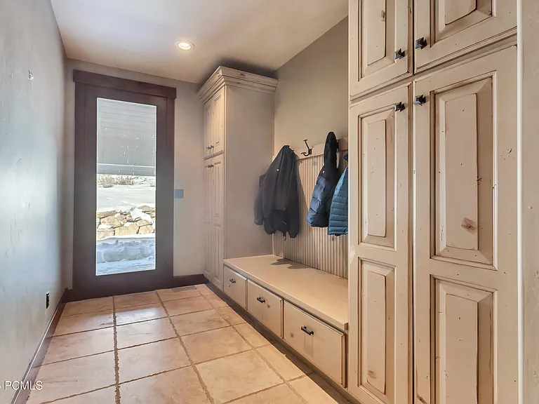 8235 N Sunrise Loop — Photo 30