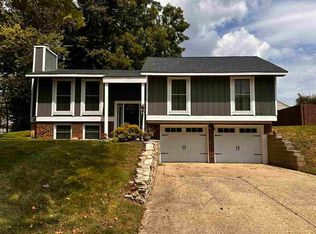833 Hidden Valley Dr, Richmond, IN 47374