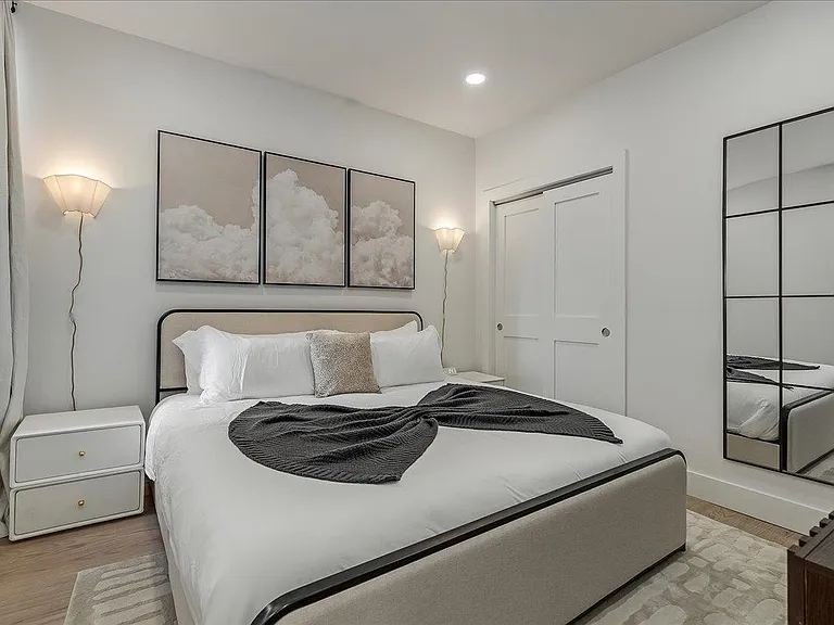 97-99 Zabriskie St #3R — Photo 18