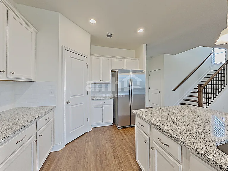 5153 Jack Byrnes Dr — Photo 4