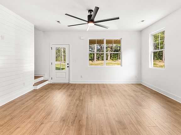 4th image of 1013 Walnut Grove Rd Lot 3