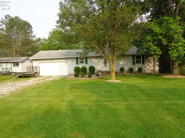 286 Portage Path, Willard, OH 44890