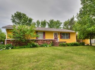 1603 E 27th St, Lawrence, KS 66046