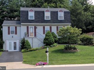 25221 Chimney House Ct, Damascus, MD 20872