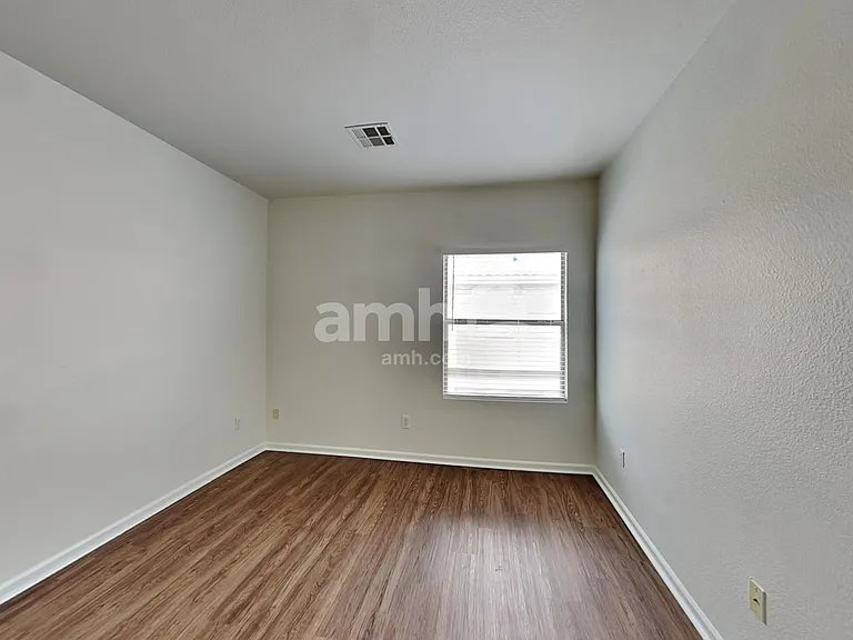 10477 Tuscany Rose Ct — Photo 18