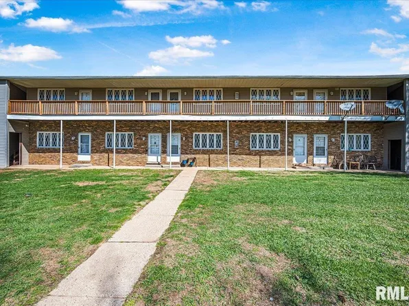 429 South St, Pekin, IL 61554