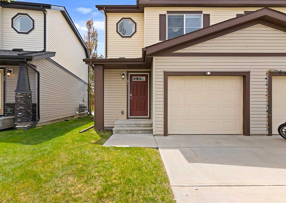 1st image of 81 E Copperpond Lndg SE