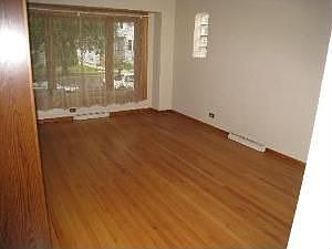 3rd image of 3532 N Oak Park Ave