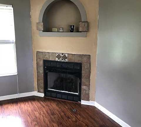 4th image of 1847 Saint Lawrence Dr
