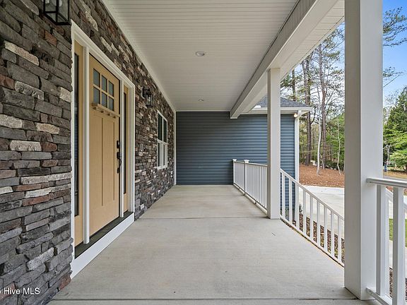 3rd image of 111 Berkshire Court