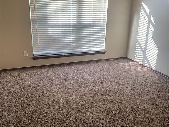 2nd image of 805 SW 160th St